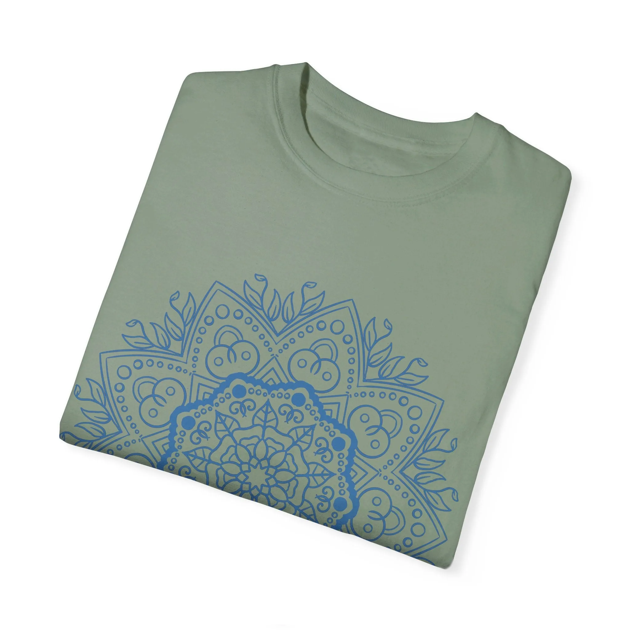 Handmade Mandala Art T-shirt - Unisex Fashion