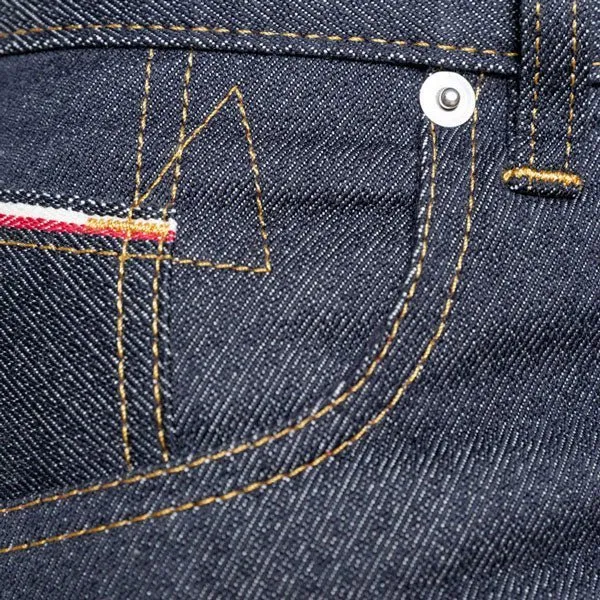 Jeans Hugo selvedge bleu chevrons 14.oz coupe demi-slim