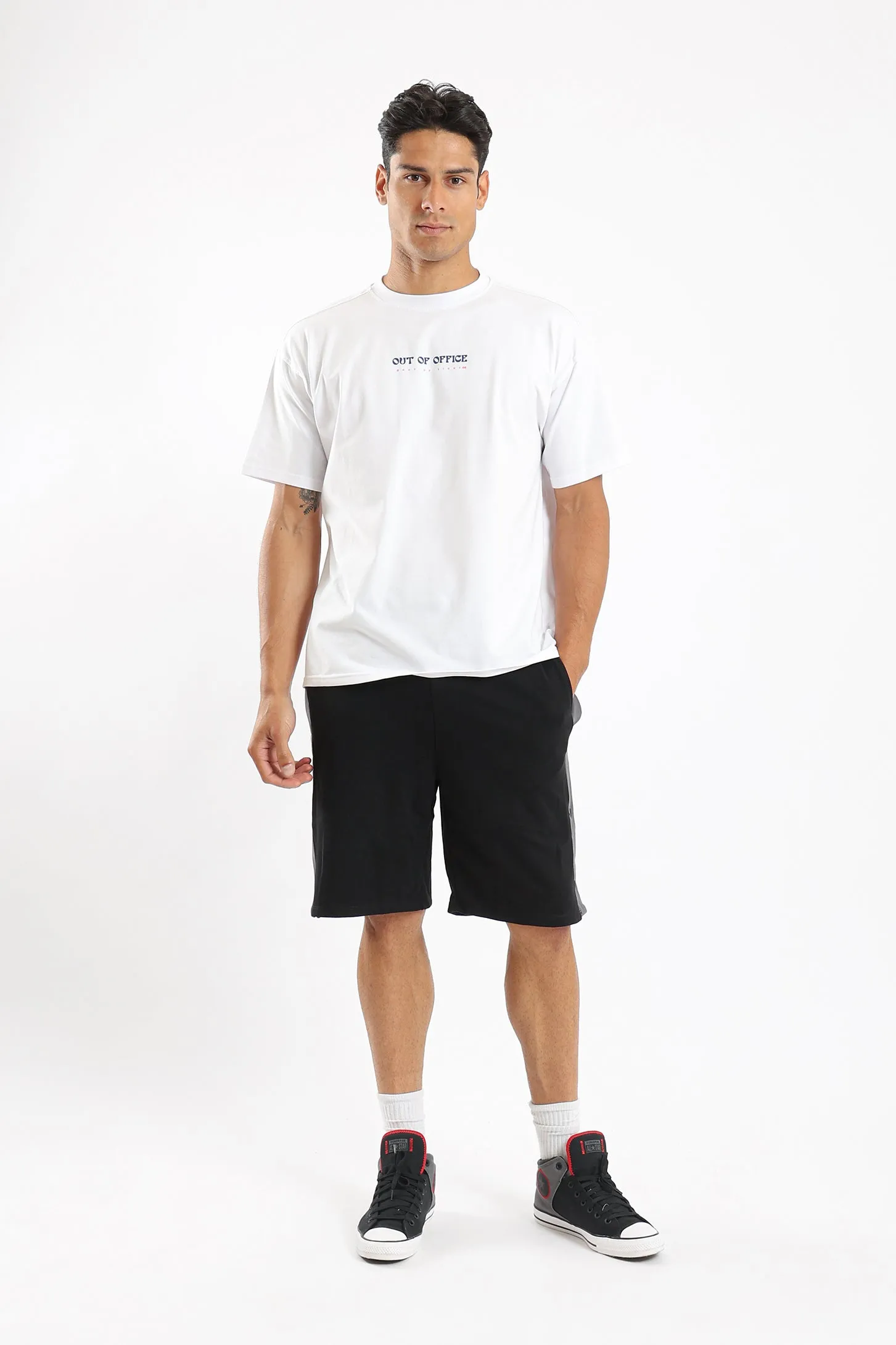 OUT OF OFFICE OVERSIZED UNISEX TEE