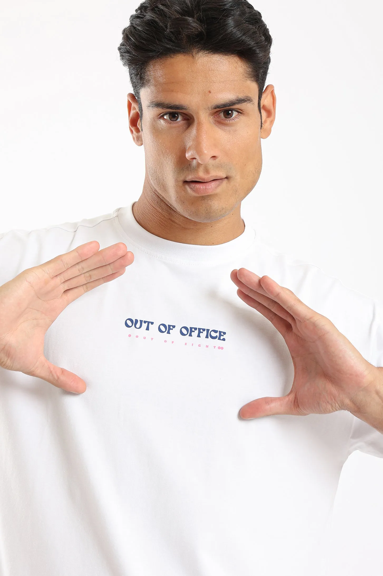 OUT OF OFFICE OVERSIZED UNISEX TEE